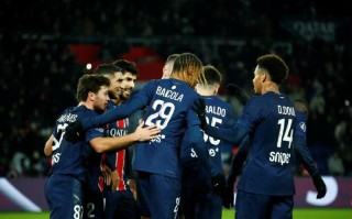 星空体育官方网站-巴黎圣日耳曼主场战胜斯特拉斯堡，继续领跑