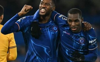 星空体育官网-切尔西客场惨败狼队，危机四伏