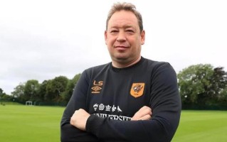 星空体育官网-传闻球队将换帅，名帅或将接掌亚军并实现逆袭