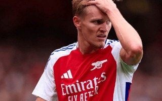 星空体育官网入口-阿森纳赛前训练全情投入，轻松备战