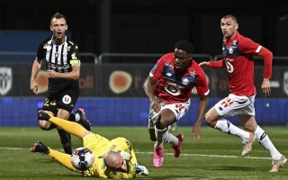 星空体育官网-巴勒斯坦队在关键时刻拔得头筹