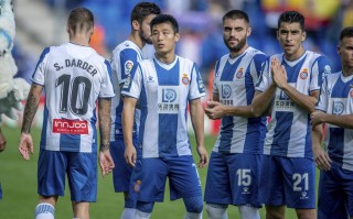 星空体育官方网站-塞维利亚主场战胜对手，取得胜利