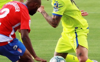 星空体育官网入口-格拉纳达稳胜赫塔菲，提振士气赢得关键三分