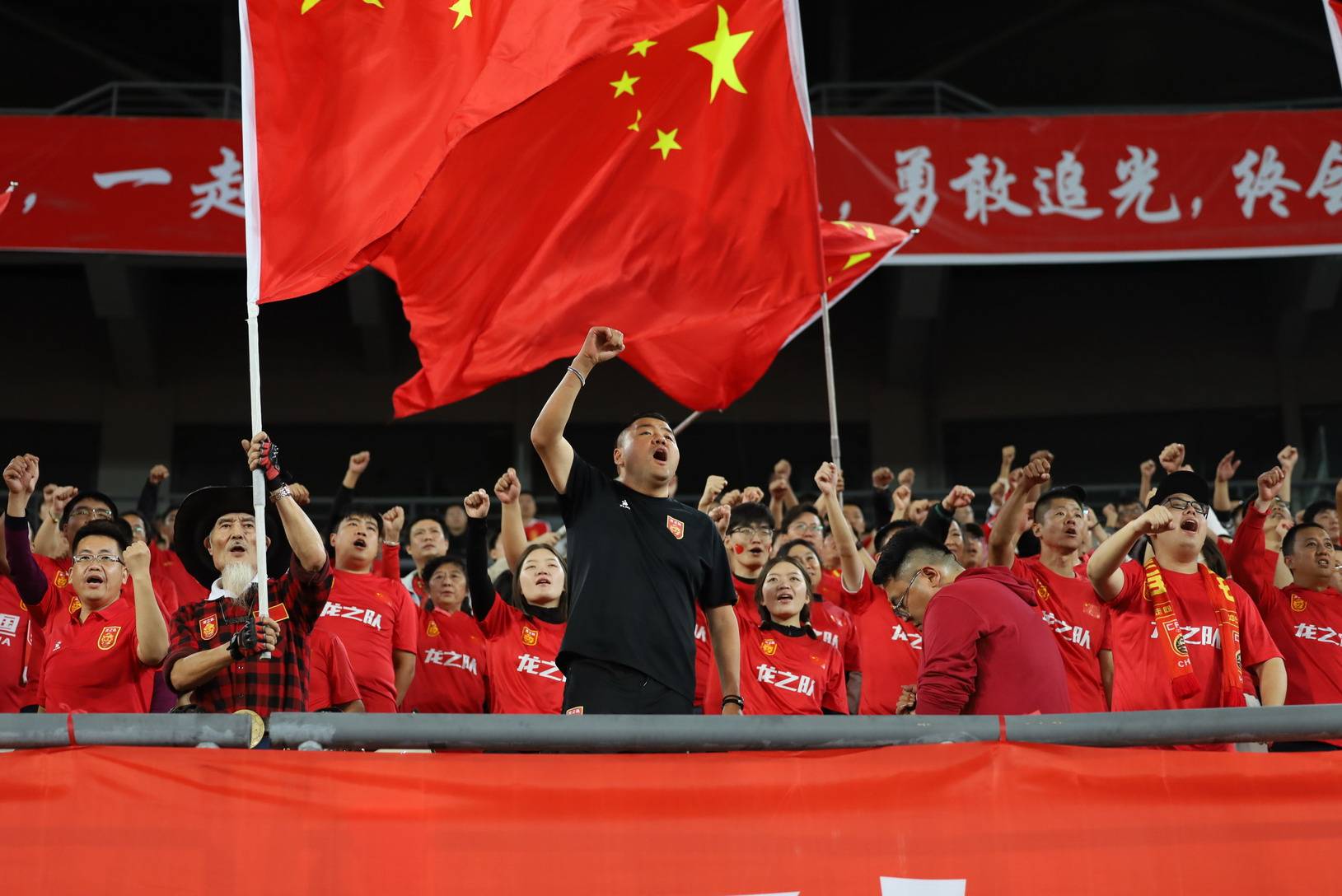 星空体育官网-中亚劲旅喜迎重要比赛,决心全力拼搏-第1张图片-星空体育官方网站 星空体育官网-中亚劲旅喜迎重要比赛,决心全力拼搏-第1张图片-星空体育官方网站