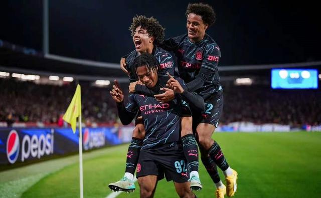 星空体育官网入口-曼城主场轻取水晶宫，继续领先领跑-第2张图片-星空体育官方网站