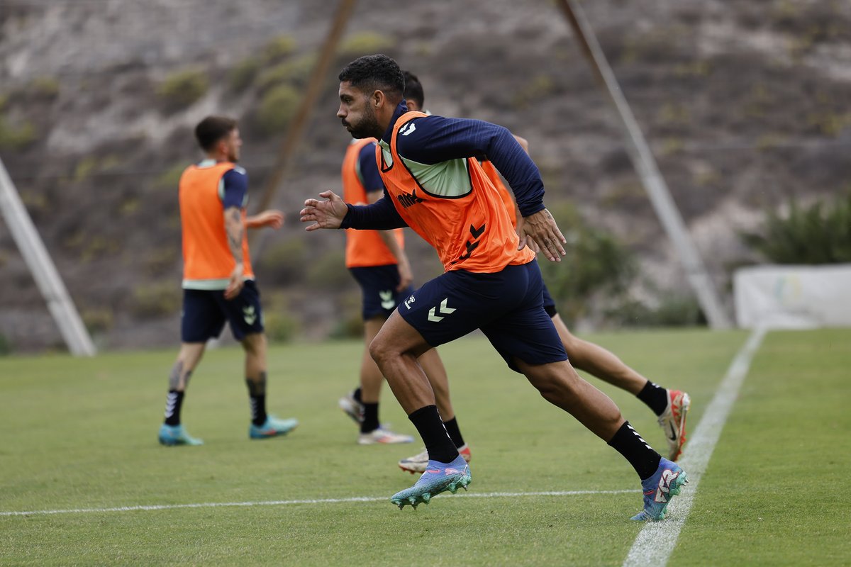 星空体育官网-奥维耶多主场失利，保级形势严峻-第2张图片-星空体育官方网站