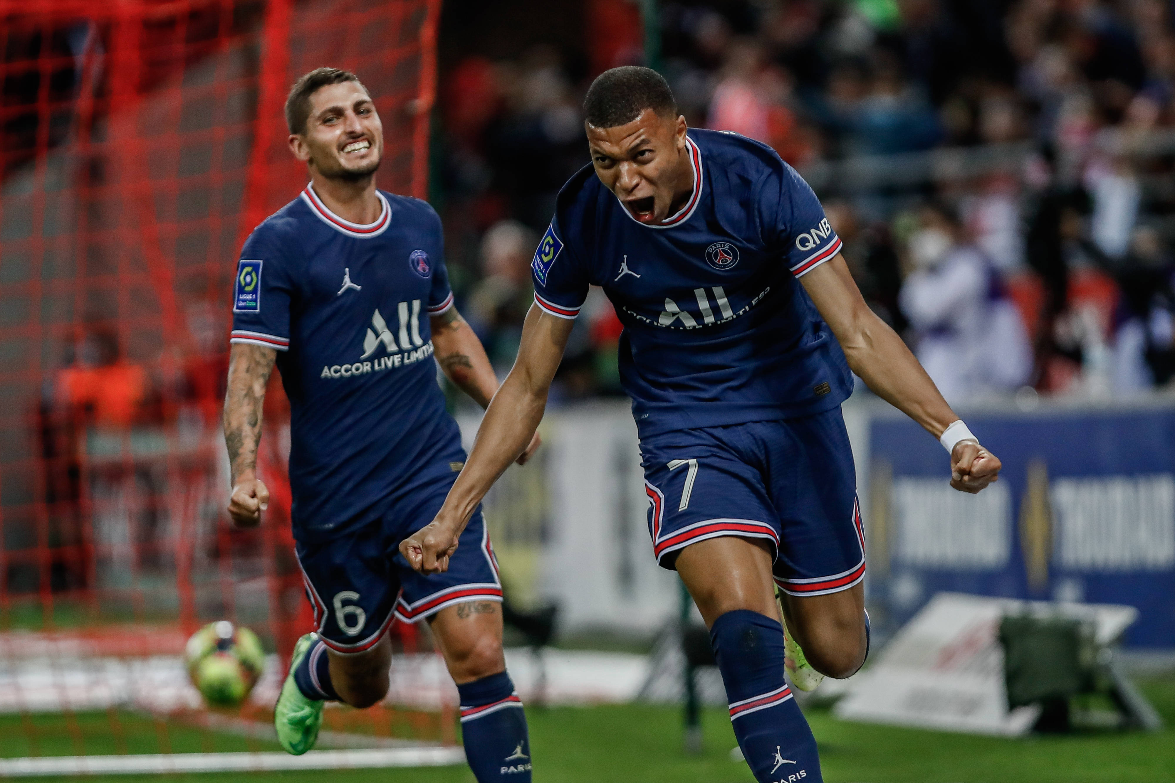 星空体育官方网站-云达不莱梅再胜,欧冠赛场表现抢眼-第1张图片-星空体育官方网站 星空体育官方网站-云达不莱梅再胜,欧冠赛场表现抢眼-第1张图片-星空体育官方网站