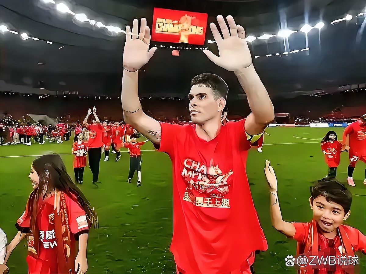 星空体育官方网站-绿茵场上球员的拼搏精神打动了所有人-第2张图片-星空体育官方网站