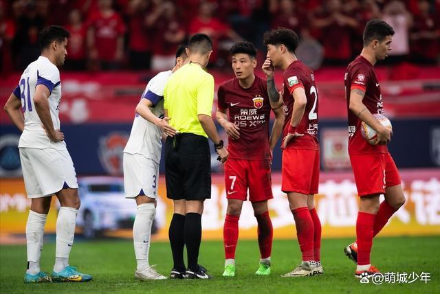 星空体育官网-南部足坛大战打响，雄关难度体现出实力之争-第2张图片-星空体育官方网站