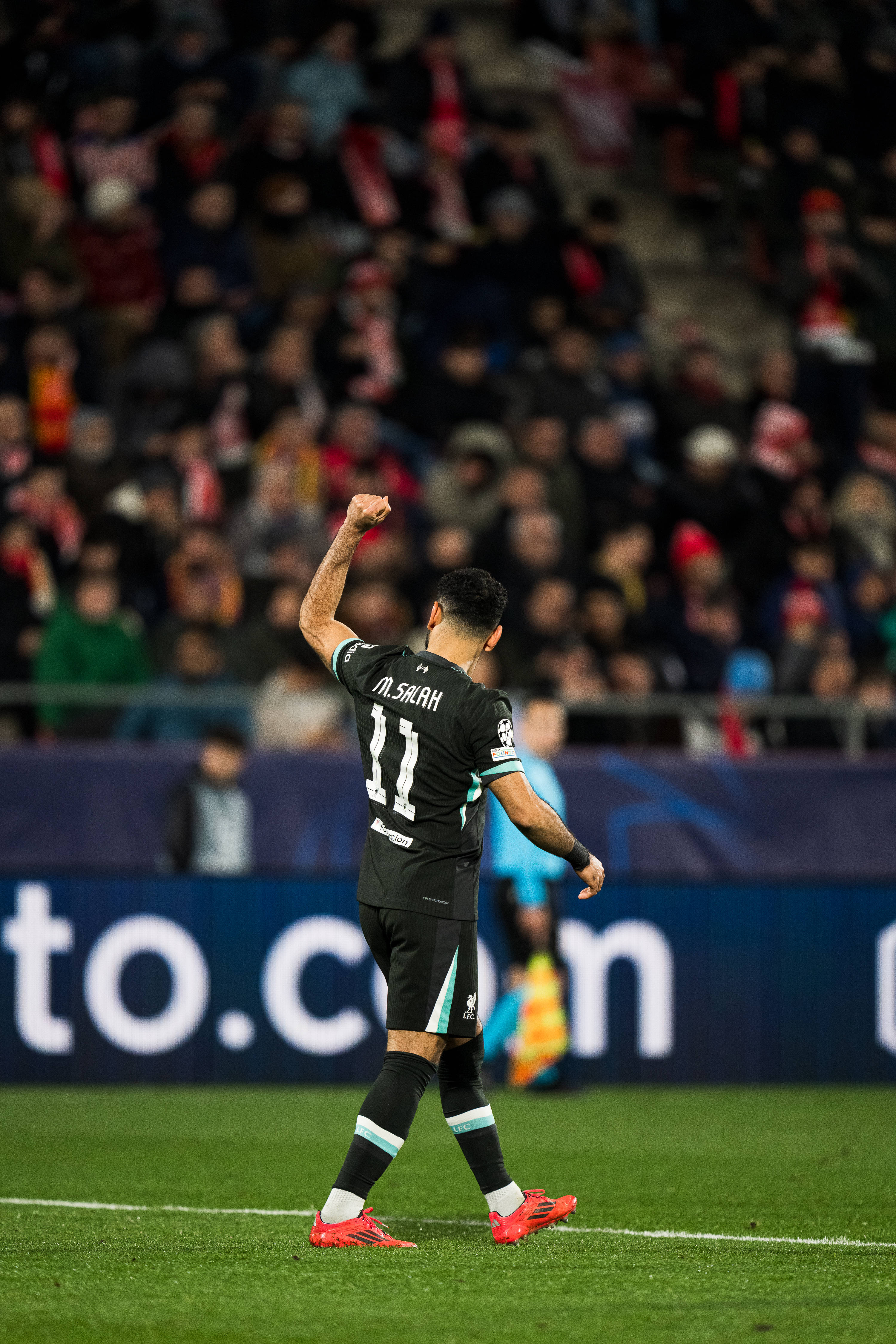 星空体育app-皇马击败罗马，领跑小组积分榜-第1张图片-星空体育官方网站