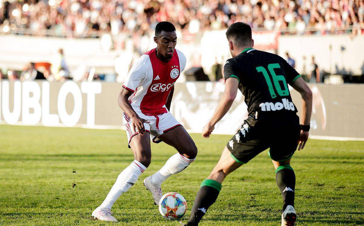 星空体育官方网站-沙尔克04备战不顺，球队存在紧急情况-第2张图片-星空体育官方网站