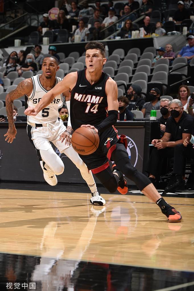 星空体育官方网站-热火队豪取连胜，马刺队一路领先-第2张图片-星空体育官方网站