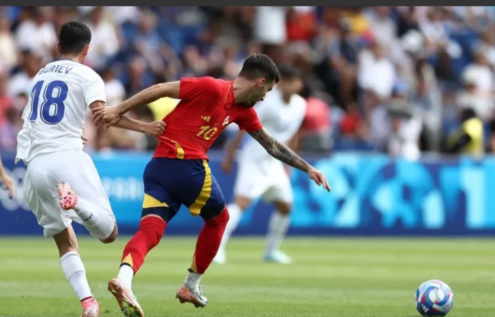 星空体育app-欧预赛比赛：西班牙中场传射破门，扳平局面-第2张图片-星空体育官方网站